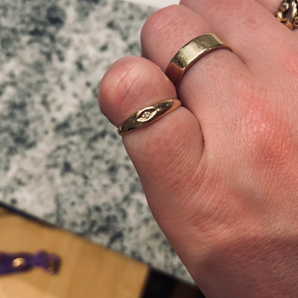 14k gold and diamond antique evil eye pinky ring Sz 3.75